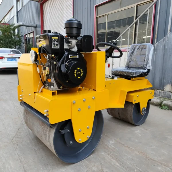 small ride on air cooled roller